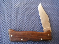 Vintage  Imperial USA, Wildcat Skinner,  Lockback Pocket Knife, Wood scalesMade in the USA!!!
