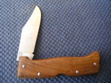 Vintage  Imperial USA, Wildcat Skinner,  Lockback Pocket Knife, Wood scalesMade in the USA!!!