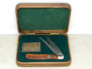 Schrade + USA LTD 2000/2001 Federal Duck Stamp Commemorative Linerlock Saw Trapper Knife in Box