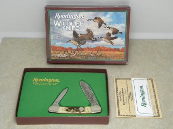 Remington USA Stag Canoe 2002 Wildlife Knife in Box
