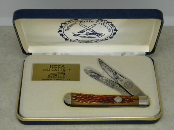 Sargent USA (Queen City) Jigged Brown Bone Trapper 1992 NKCA 1992 Club Knife