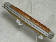 Sargent USA (Queen City) Jigged Brown Bone Trapper 1992 NKCA 1992 Club Knife