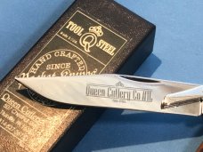 Queen Cutlery Cheetah / Swing guard knife w/ Beautiful Amber Bone Handles & Queen Shield -NOS & NM Queen Cutlery Cheetah / Swing guard knife w/ Beautiful Amber Bone Handles & Queen Shield -NOS & NM