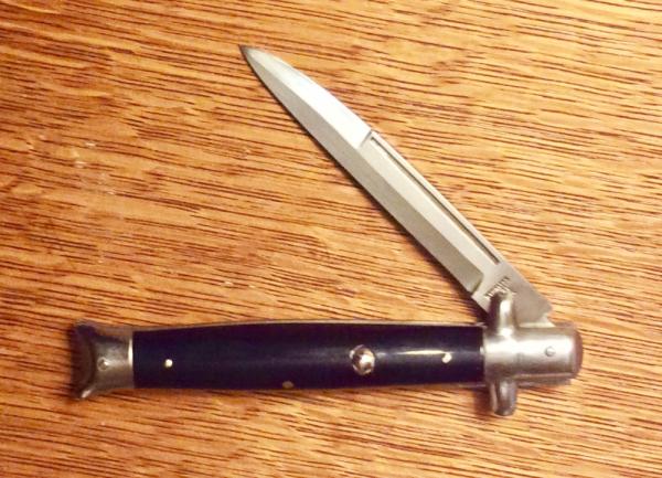 Japanese / FALSE BUTTON / Stiletto
