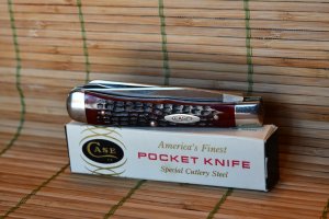 Case Trapper 6254  9 dot (1971) Red Bone Tested SSP Gorgeous knife! This is 4 1/8th inches Closed.