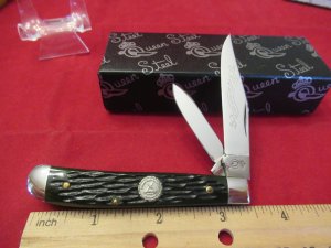 Queen 1999 NKCA Youth Green Bone Mini Trapper 