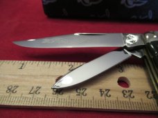 Queen 1999 NKCA Youth Green Bone Mini Trapper Queen 1999 NKCA Youth Green Bone Mini Trapper