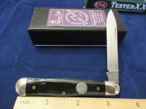 Queen 2005 NKCA youth Knife Buffalo Horn Pattern # 56