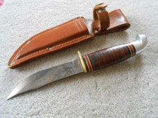 Western USA L66 Fixed Blade Knife and a sheath