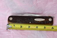 Western 932C Blade Lock-back and Saw Look at this Beast Bear etching.