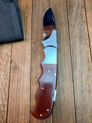 Wenoka by Master Seizo Imai Folding Hunter Lockback Micarta Handles From the 1970’s