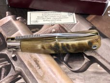 Bulldog Queen Mountain Man Lockback Rams Horn Knife COA & Box #023 Bulldog Queen Mountain Man Lockback Rams Horn Knife COA & Box #023