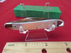 Hen & Rooster Gutmann  Pearl Whittler 