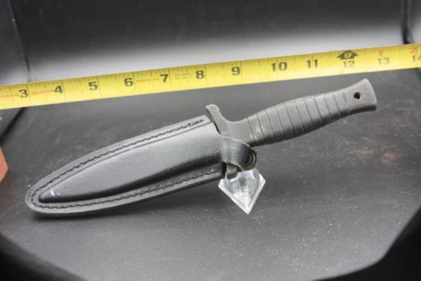 Smith & Wesson Dagger Boot Knife (4.75" Black) SWHRT9B double sided dagger edge used 