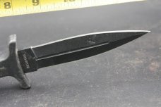 Smith & Wesson Dagger Boot Knife (4.75" Black) SWHRT9B double sided dagger edge used 