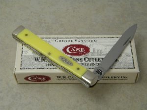 Case XX USA 2002 Yellow 3185 CV Doctor's Knife in Box