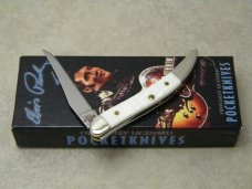 Case XX USA 2011 White 610096 SS Elvis Presley Tiny Toothpick Knife in Box Case XX USA 2011 White 610096 SS Elvis Presley Tiny Toothpick Knife in Box