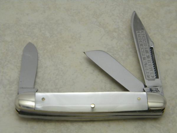 Schmidt & Ziegler German Bull Solingen Germany 5133 Imitation Pearl "El Toro" Stockman Knife Schmidt & Ziegler German Bull Solingen Germany 5133 Imitation Pearl "El Toro" Stockman Knife
