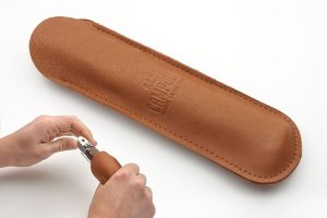NEW COGNAC ITALIAN LEATHER AGA CAMPOLIN ITALY EMBOSSED SWITCHBLADE KNIFE POUCH LARGE ( 12"- 13" )
