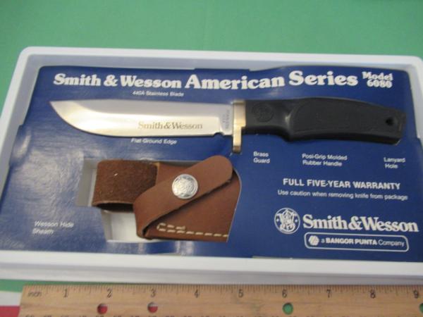 Smith & Wesson American Series Model 6080