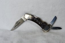 This IS an unusual Knife! Reverse Whittler with main blade lock-back! This IS an unusual Knife! Reverse Whittler with main blade lock-back!