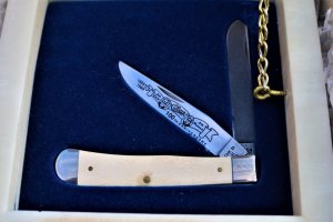 CASE XX 1989 MASTODON IVORY TRAPPER WITH DAMASCUS & STEEL BLADE NICE MARBLE DISPLAY BOX