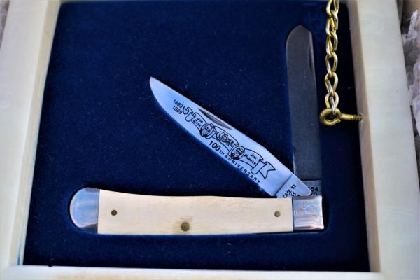 CASE XX 1989 MASTODON IVORY TRAPPER WITH DAMASCUS & STEEL BLADE NICE MARBLE DISPLAY BOX