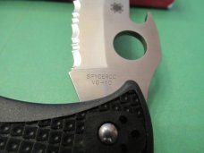 Spyderco  Matriarch 2W Model # C12SBK2W
