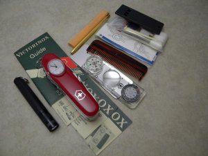 Victorinox Switzerland Champ Swiss Army Knife + SOS Kit & Pouch NIB