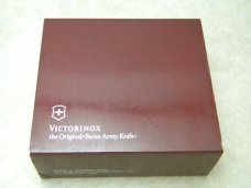 Victorinox Switzerland Champ Swiss Army Knife + SOS Kit & Pouch NIB Victorinox Switzerland Champ Swiss Army Knife + SOS Kit & Pouch NIB