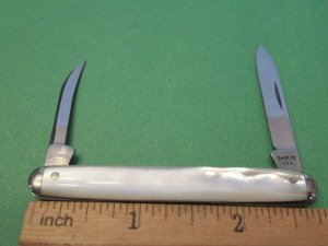 Case XX USA Pearl Pen Discontinued Pattern # 8261  