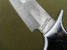 Saburo - Japan fixed blade fighting knife with finger guard handmade by saburo japan #1602 Saburo - Japan fixed blade fighting knife with finger guard handmade by saburo japan #1602