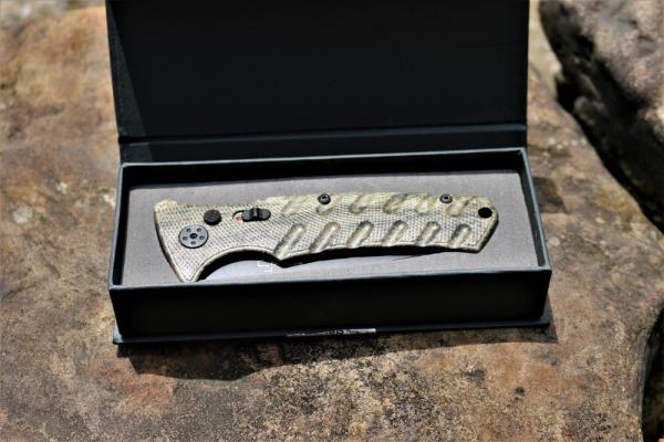 BOKER PLUS STRIKE MOSSY OAK AUS - 8 METAL AUTO