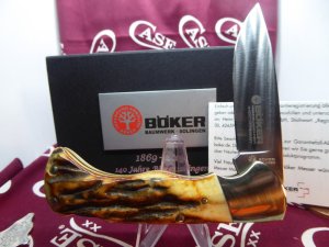 Like new Lock Back Stag handles Large Boker pocket knife