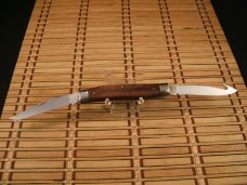 SCHRADE+ USA LIMITED EDITION GUT HOOK MUSKRAT DOUBLE BLADE POCKET KNIFE, VERY RARE IN MINT CONDITION SCHRADE+ USA LIMITED EDITION GUT HOOK MUSKRAT DOUBLE BLADE POCKET KNIFE, VERY RARE IN MINT CONDITION