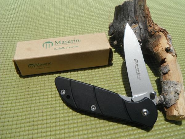 NOS, Discontinued Ka-Bar Maserin Pocket Knife Made in Italy. Knife is brand new in the box!