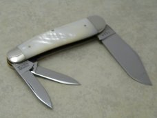 Winchester Trademark USA 1997 Pearl 3808 Whittler Knife Winchester Trademark USA 1997 Pearl 3808 Whittler Knife
