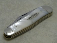 Winchester Trademark USA 1997 Pearl 3808 Whittler Knife Winchester Trademark USA 1997 Pearl 3808 Whittler Knife