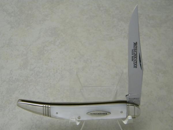 Winchester Trademark USA 1998 Pearl 18024 Medium Toothpick Knife Winchester Trademark USA 1998 Pearl 18024 Medium Toothpick Knife