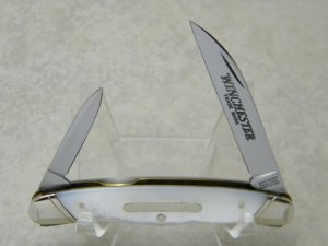Winchester Trademark USA 1991 Pearl 2935P Wharncliffe Half Whittler Knife