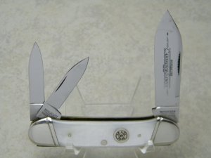 Winchester Trademark USA 1998 Pearl 38201 Cartridge Series Canoe Whittler Knife