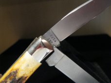3 Dot 1977 Case XX Stainless USA Blue Scroll Trapper 5254 SSP knife # 104 3 Dot 1977 Case XX Stainless USA Blue Scroll Trapper 5254 SSP knife # 104