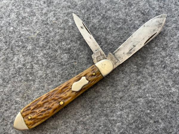 IROQUOIS UTICA N.Y. Tear Drop Jack Knife