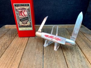 Robeson, By Queen, Pearl With Red Scroll Senator Pen Knife