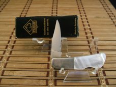 PUMA P210600MOP MINT IN BOX VINT. 2004 GERMAN MICRO GENTLEMAN MOTHER OF PEARL LOCK BACK POCKET KNIFE PUMA P210600MOP MINT IN BOX VINT. 2004 GERMAN MICRO GENTLEMAN MOTHER OF PEARL LOCK BACK POCKET KNIFE