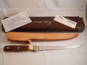 Schrade Uncle Henry 167UH  USA Mint