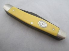 Moore Maker Stockman 3301 Yellow Delrin 3 Blade AA0004 Moore Maker Stockman 3301 Yellow Delrin 3 Blade AA0004