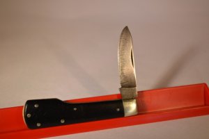 Rare Cattaraugus easy-open jack