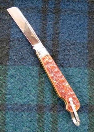 Great Eastern Cutlery 15S115 Charley Campagna Navy Knife Antique Amber Jig Bone