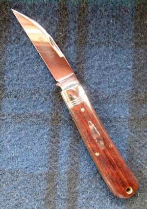 Great Eastern Cutlery Northfield #470114 Swayback in Chi Chen Rosewood Scales and Wharcliffe  Blade